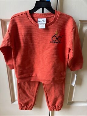 Warner Bros. Harry Potter Red Crewneck Sweatshirt